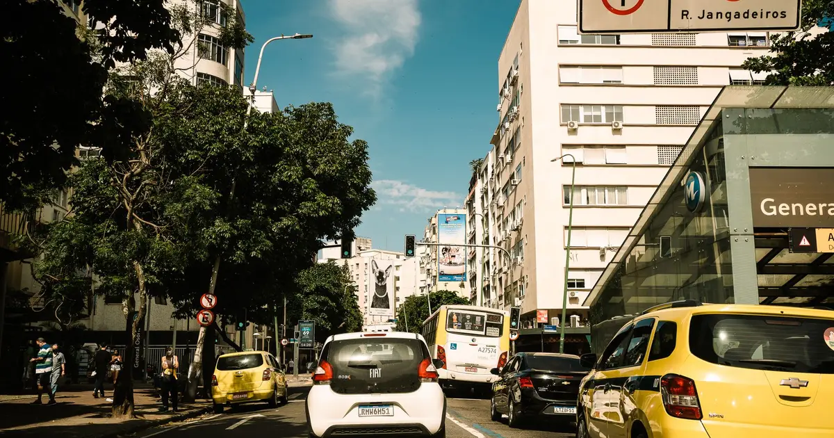 Nueva rotación del pico y placa rige desde hoy en Medellín y el Valle de Aburrá